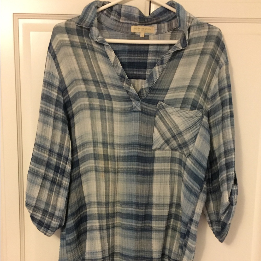 Barely used, super comfy and cute top!